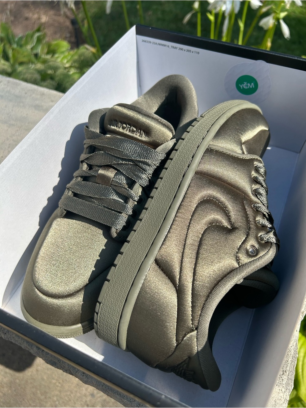 Jordan Low-Top Sneakers in Olive Satin